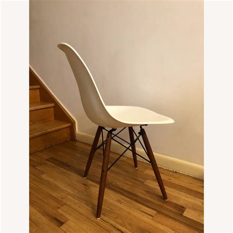 eames molded plastic chair knock off